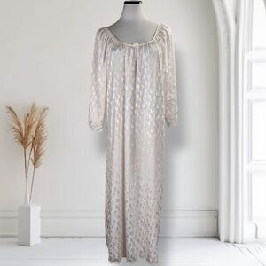 Oscar de la Renta Chemise Nightgown Size L Ivory Floral Jacquard Satin